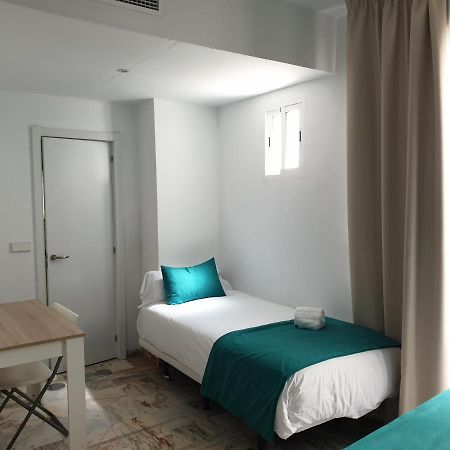 סביליה Apartamentos Dona Lola מראה חיצוני תמונה