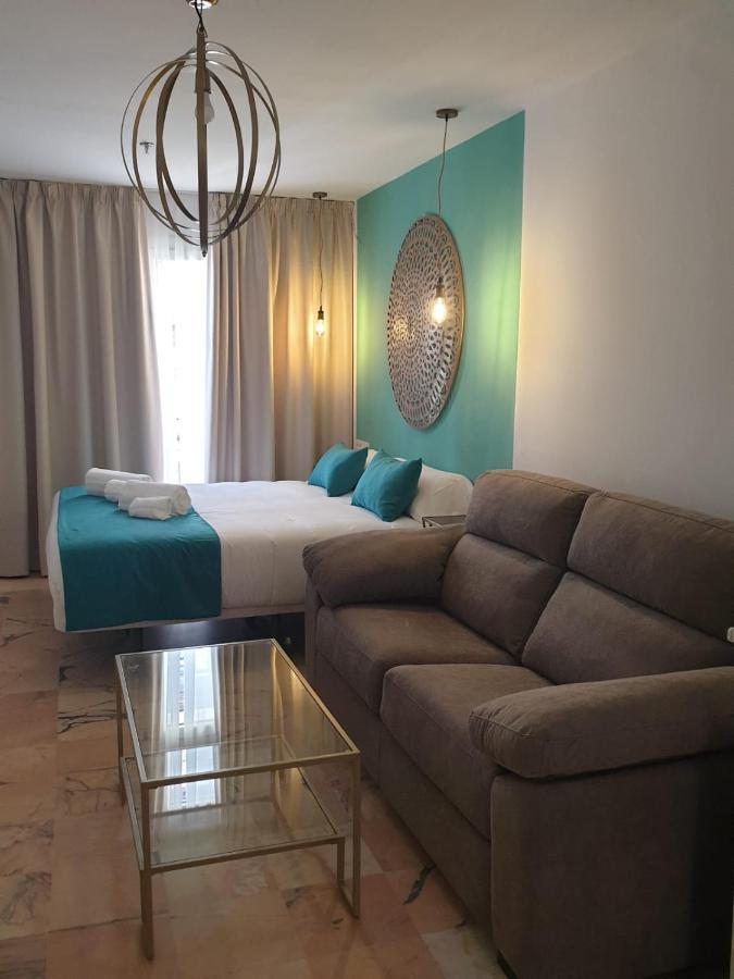סביליה Apartamentos Dona Lola מראה חיצוני תמונה