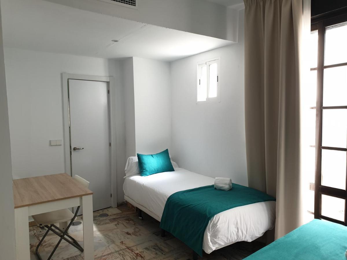 סביליה Apartamentos Dona Lola מראה חיצוני תמונה