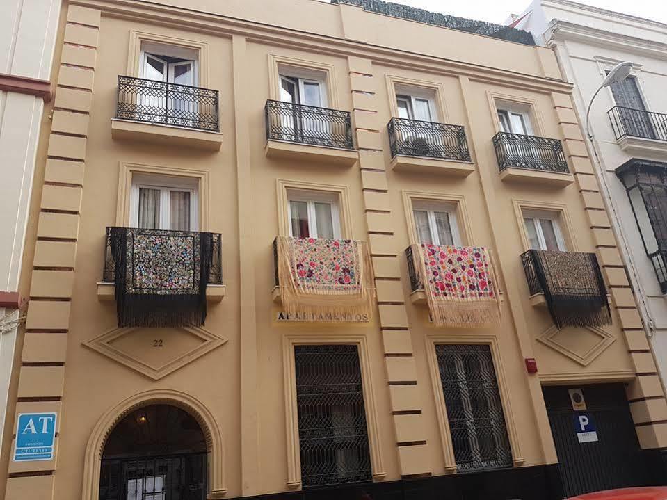 סביליה Apartamentos Dona Lola מראה חיצוני תמונה