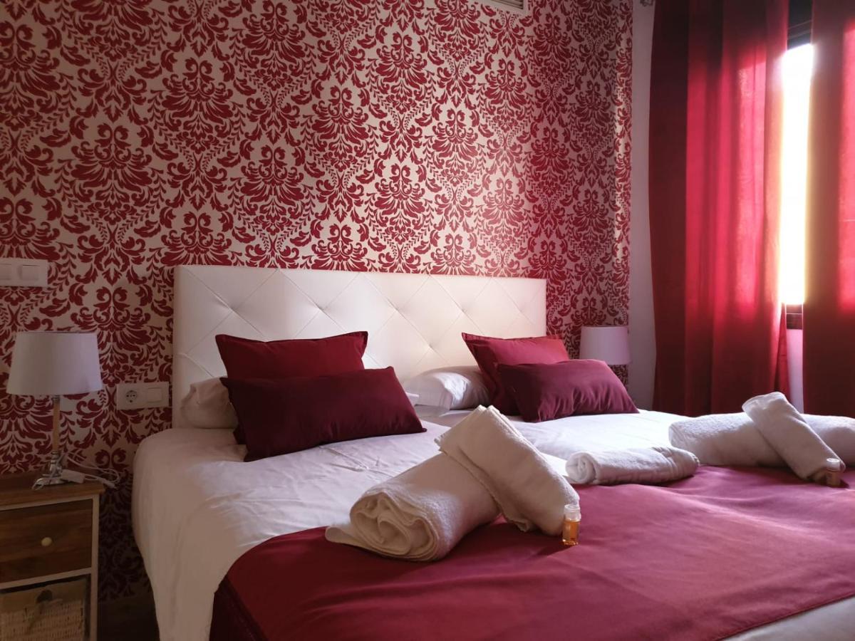 סביליה Apartamentos Dona Lola מראה חיצוני תמונה